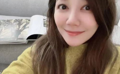 明星吃瓜大s小s娱乐圈,大S小S姐妹花娱乐圈吃瓜大揭秘