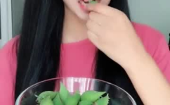 娱乐吃瓜酱被喷,网络舆论的风暴与反思
